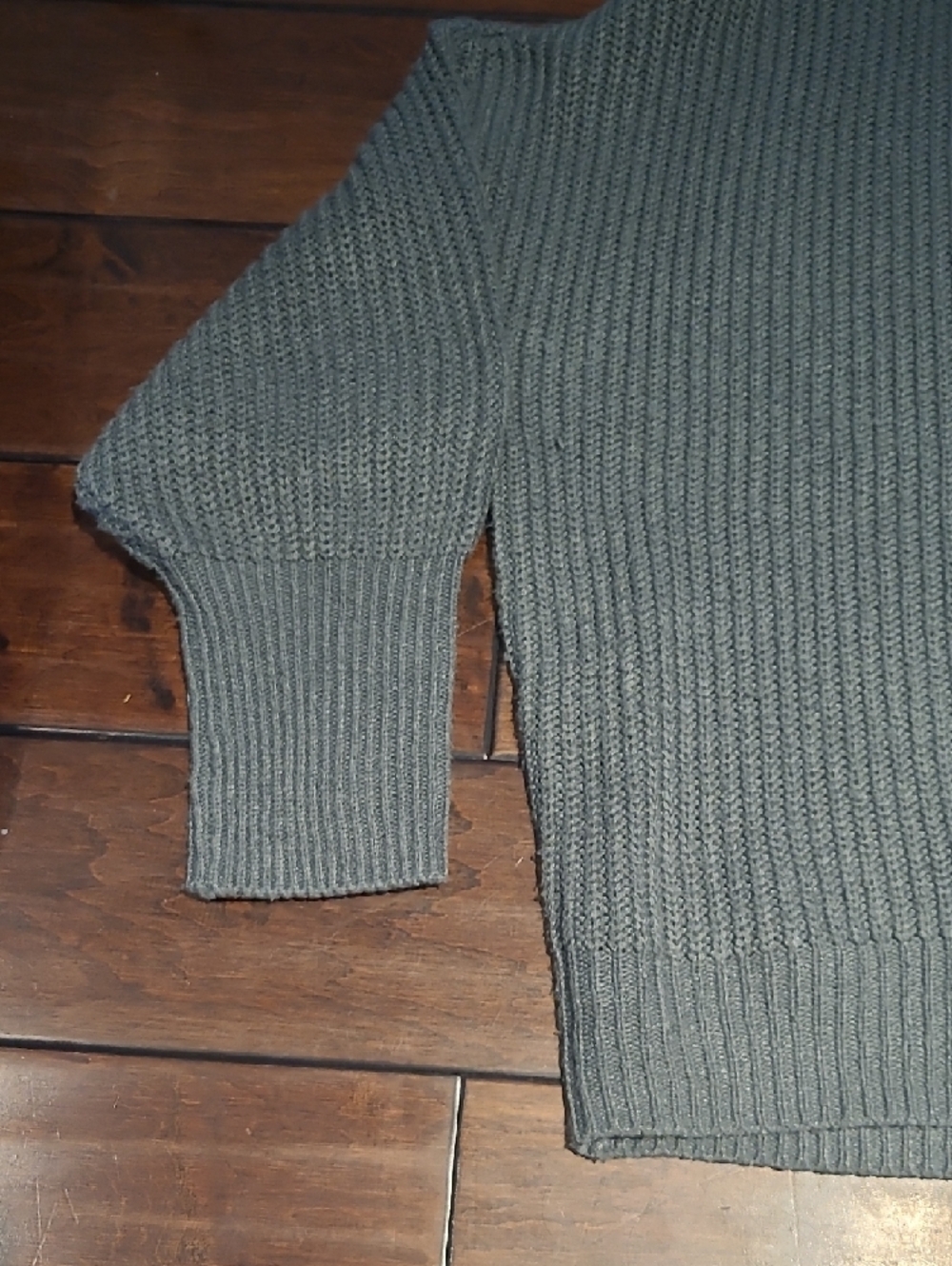 Vero Moda Olive Knit V-Neck Button Cardigan - Picture 5 of 10